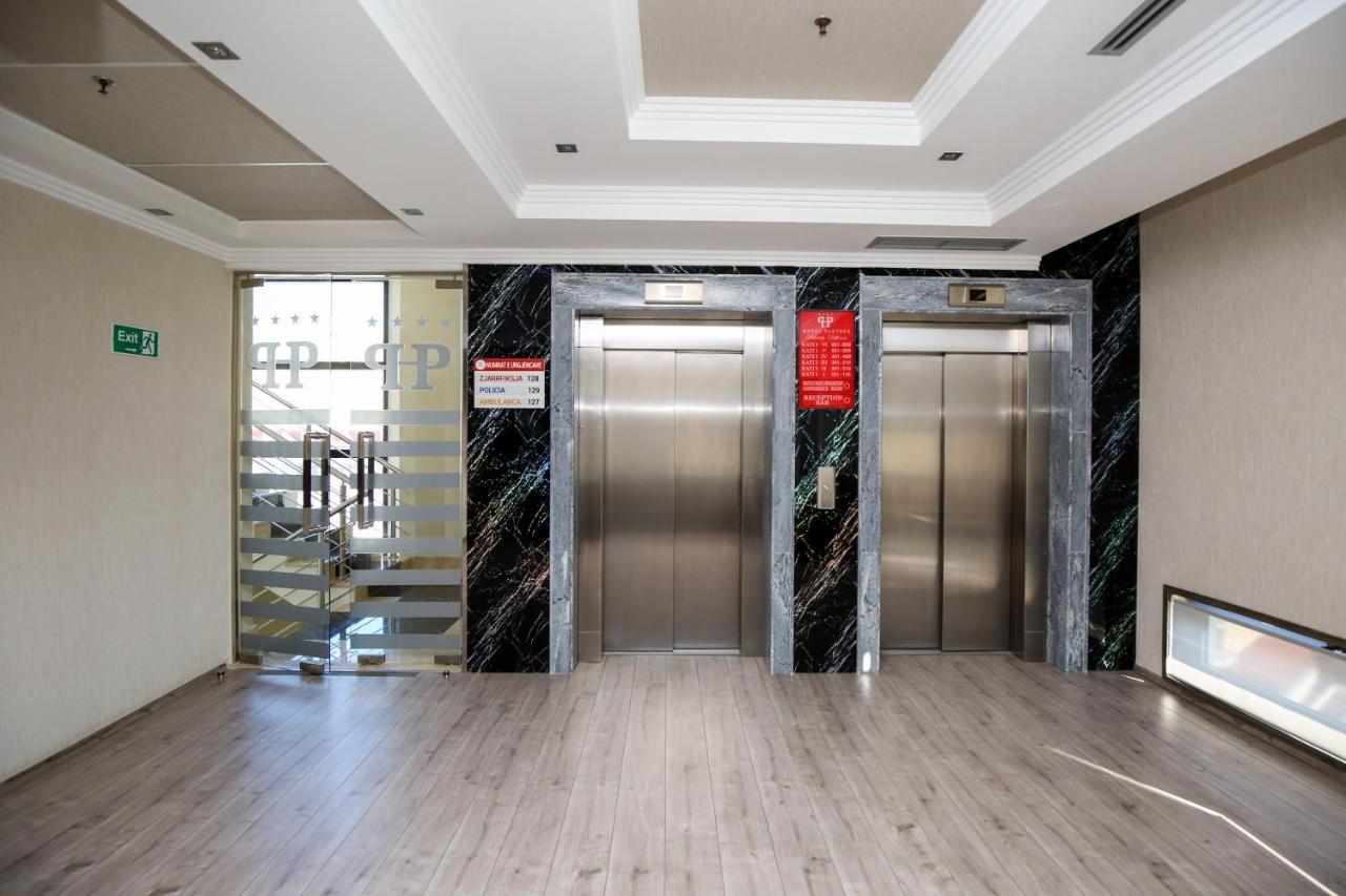 Hotel Partner & Spa Vlorë Esterno foto