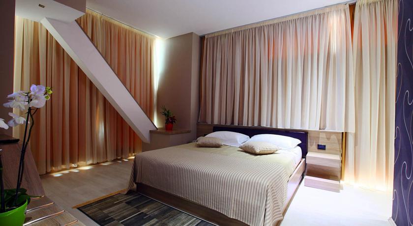 Hotel Partner & Spa Vlorë Esterno foto