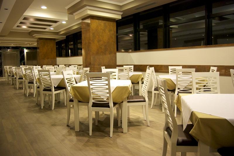 Hotel Partner & Spa Vlorë Esterno foto