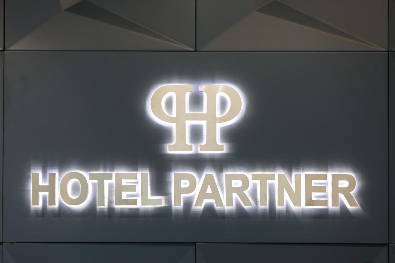 Hotel Partner & Spa Vlorë Esterno foto