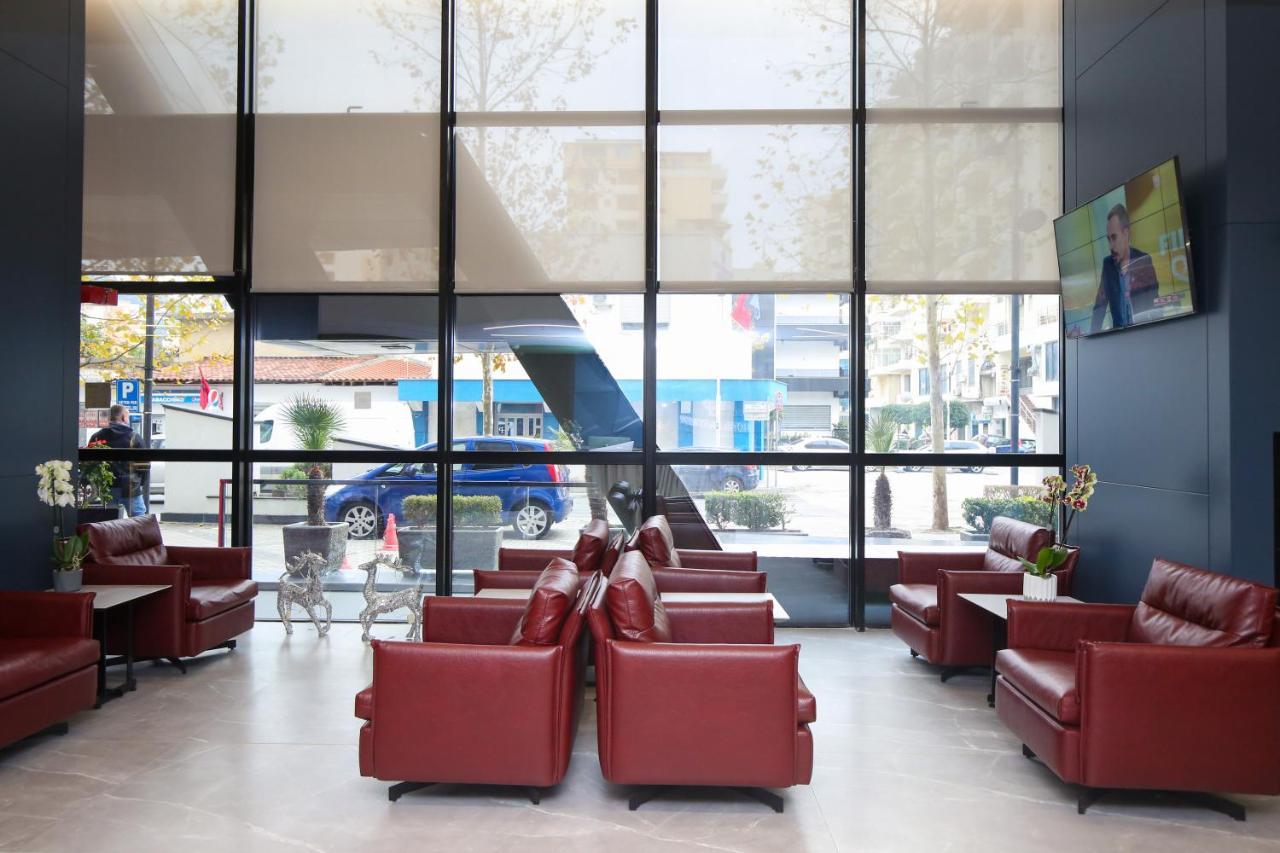 Hotel Partner & Spa Vlorë Esterno foto