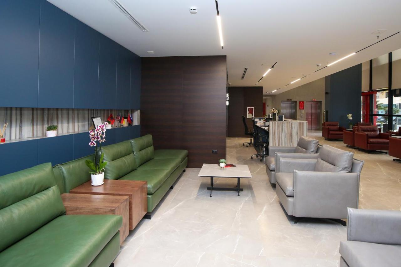 Hotel Partner & Spa Vlorë Esterno foto