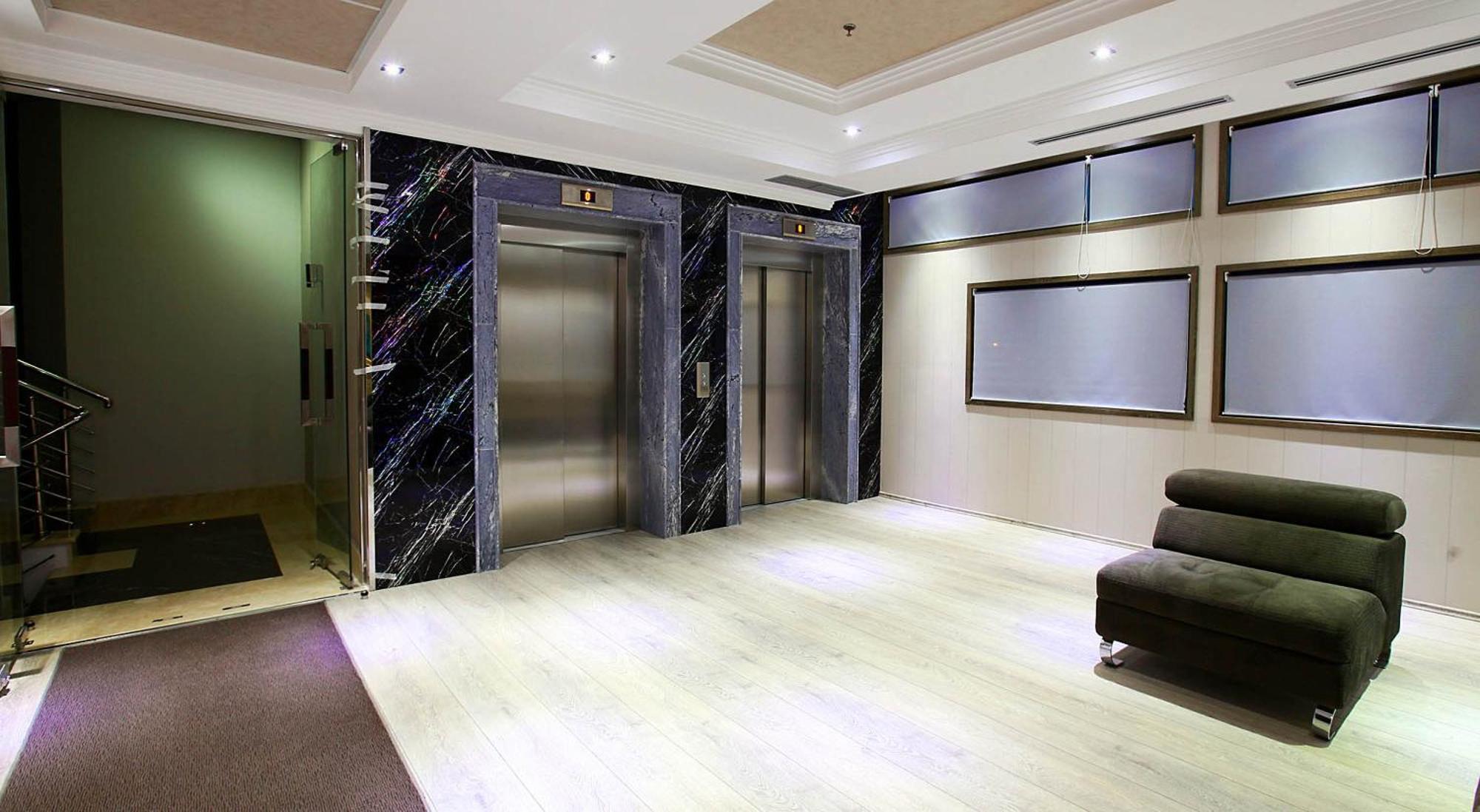Hotel Partner & Spa Vlorë Esterno foto