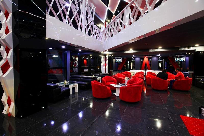 Hotel Partner & Spa Vlorë Esterno foto