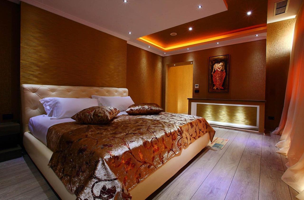 Hotel Partner & Spa Vlorë Esterno foto
